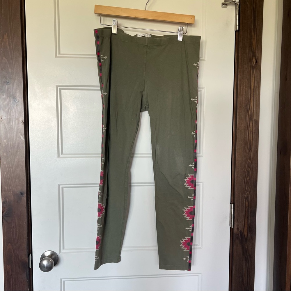 Johnny Was Embroidered leggings
